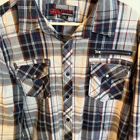 Men's Casual Plaid Distortion Button-Down Shirt - Blue, Black, Gray, and White - Picture 6 of 7